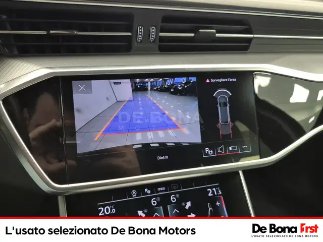 Audi A6 view 13