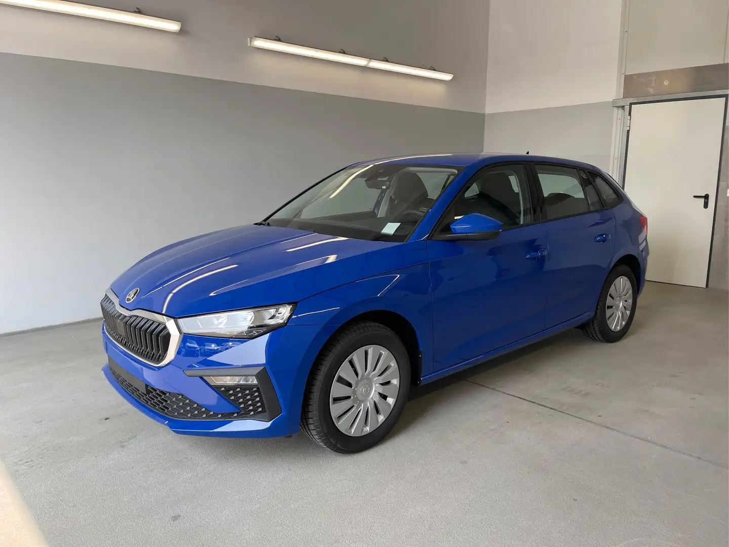 Skoda Scala Facelift 115PS DSG AHK+App-Connect 1.0 TSI DSG ... Modrá - 1