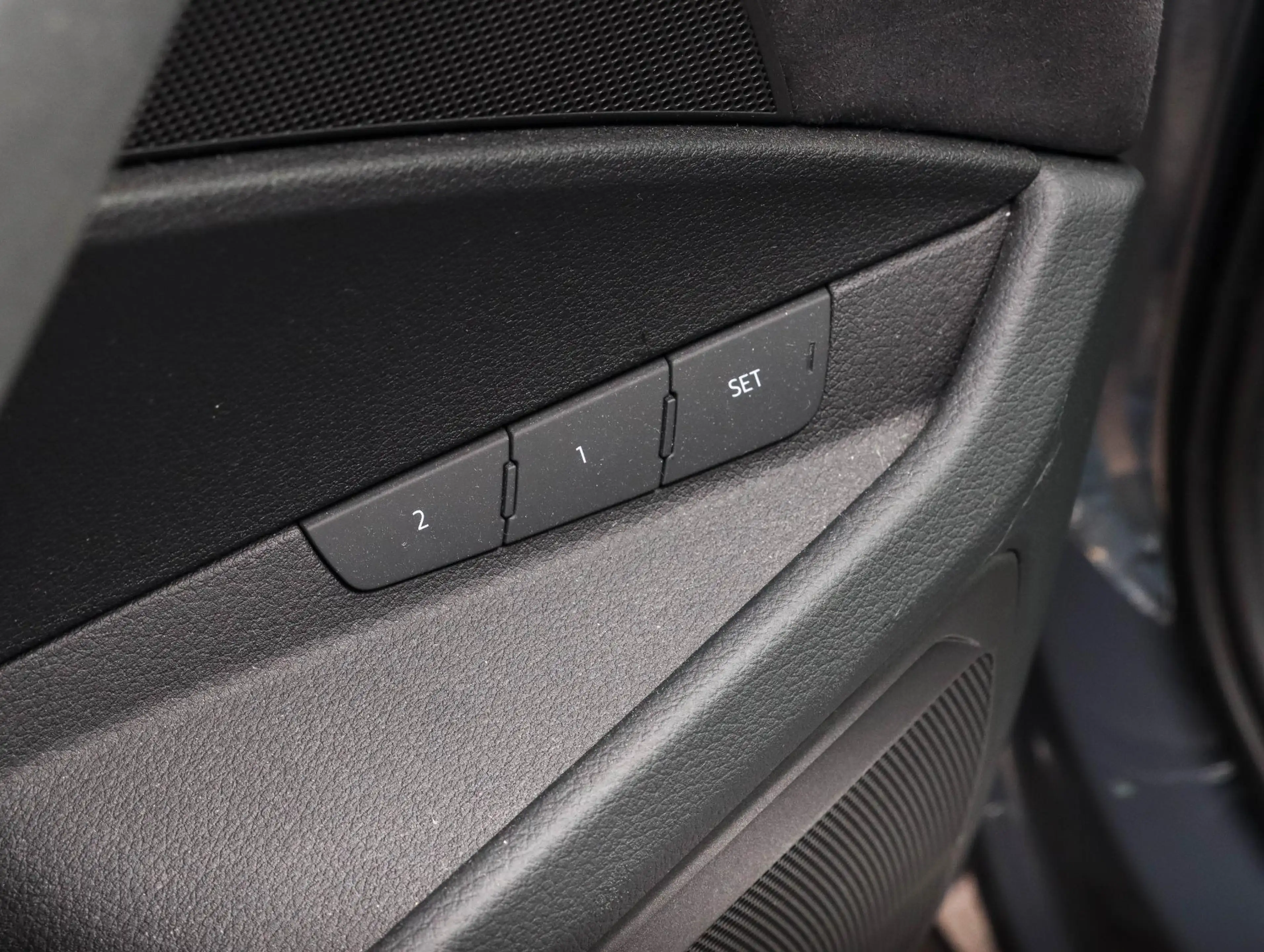 Audi Q8 e-tron 55 quattro S Edition 115 kWh 20 Inch | NL-auto — photo 5