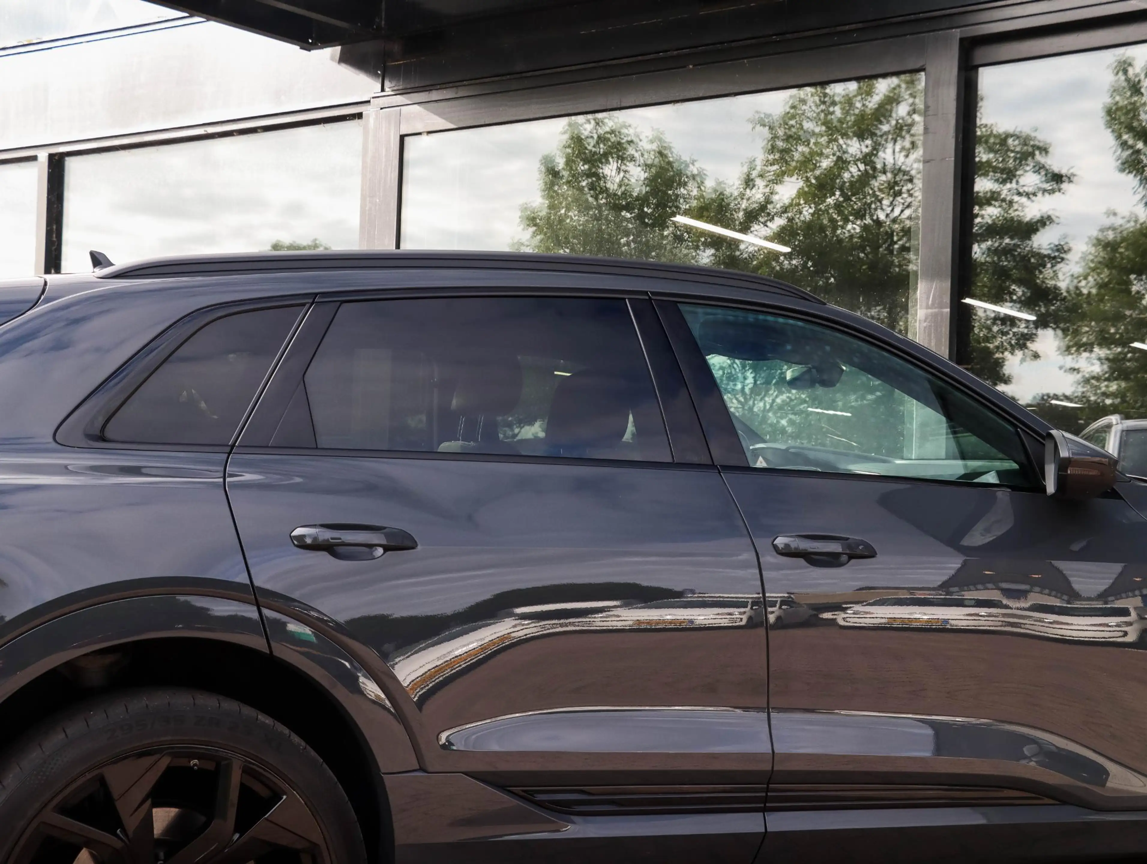 Audi Q8 e-tron 55 quattro S Edition 115 kWh 20 Inch | NL-auto — photo 15