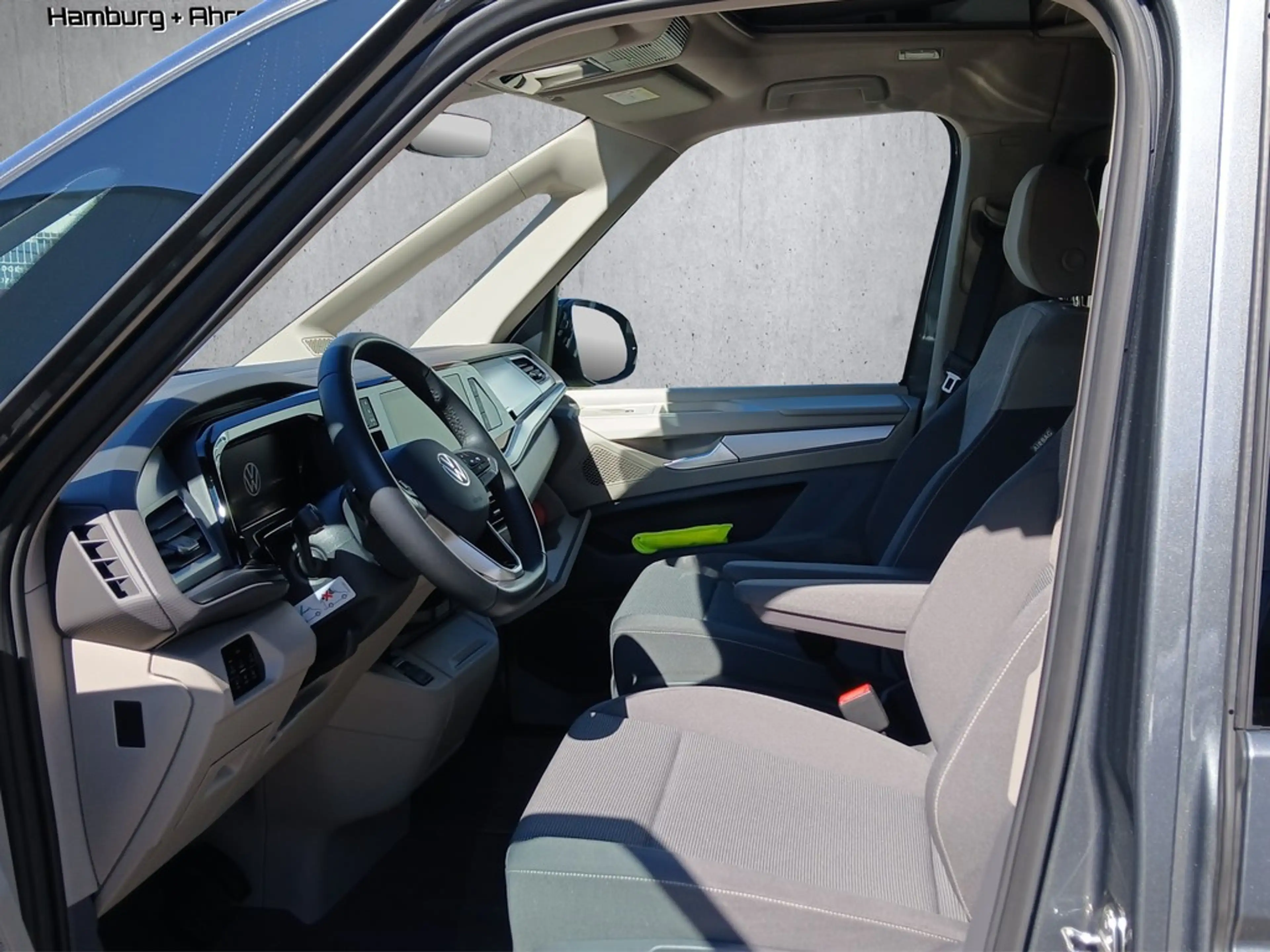 Volkswagen T7 California Coast eHybrid DSG 4MOTION — photo 9