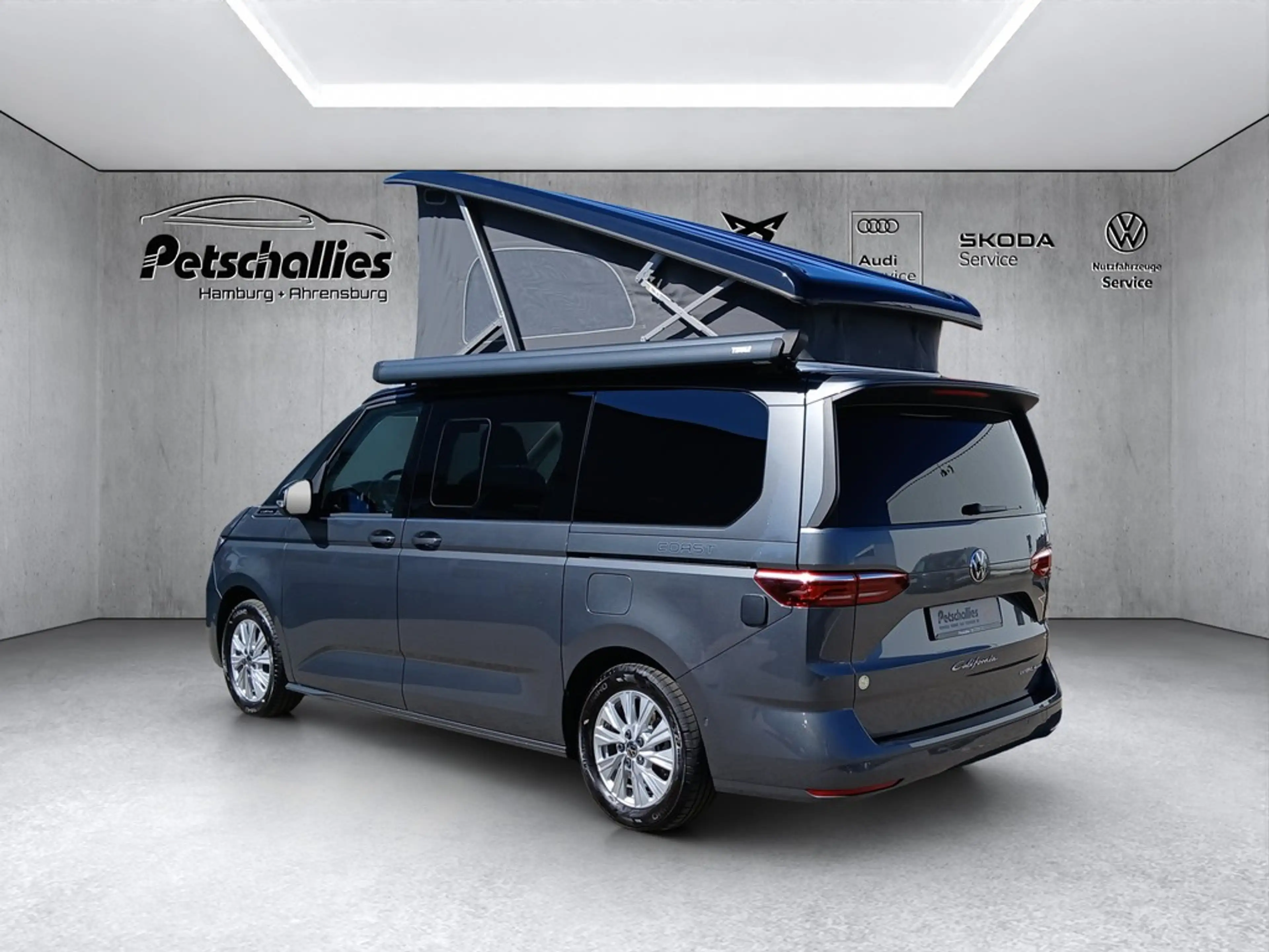 Volkswagen T7 California Coast eHybrid DSG 4MOTION — photo 3