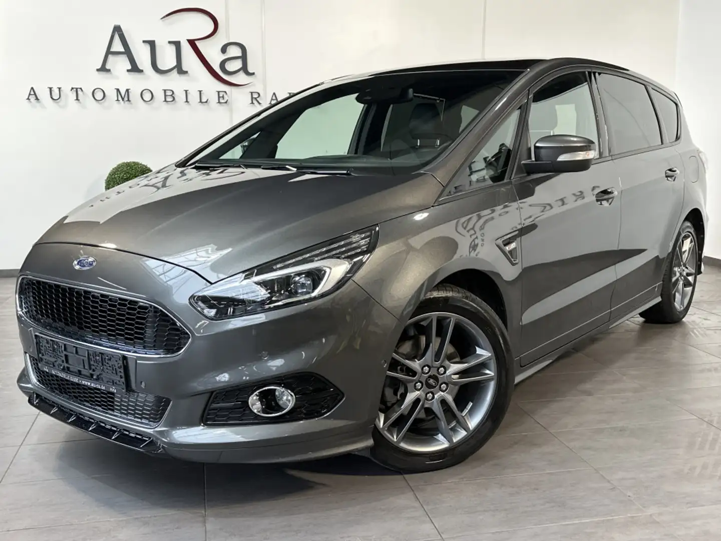 Ford S-Max 2.0 EB 7-Sitzer ST-Line NAV+LED+AHK+PANORAMA Gris - 1