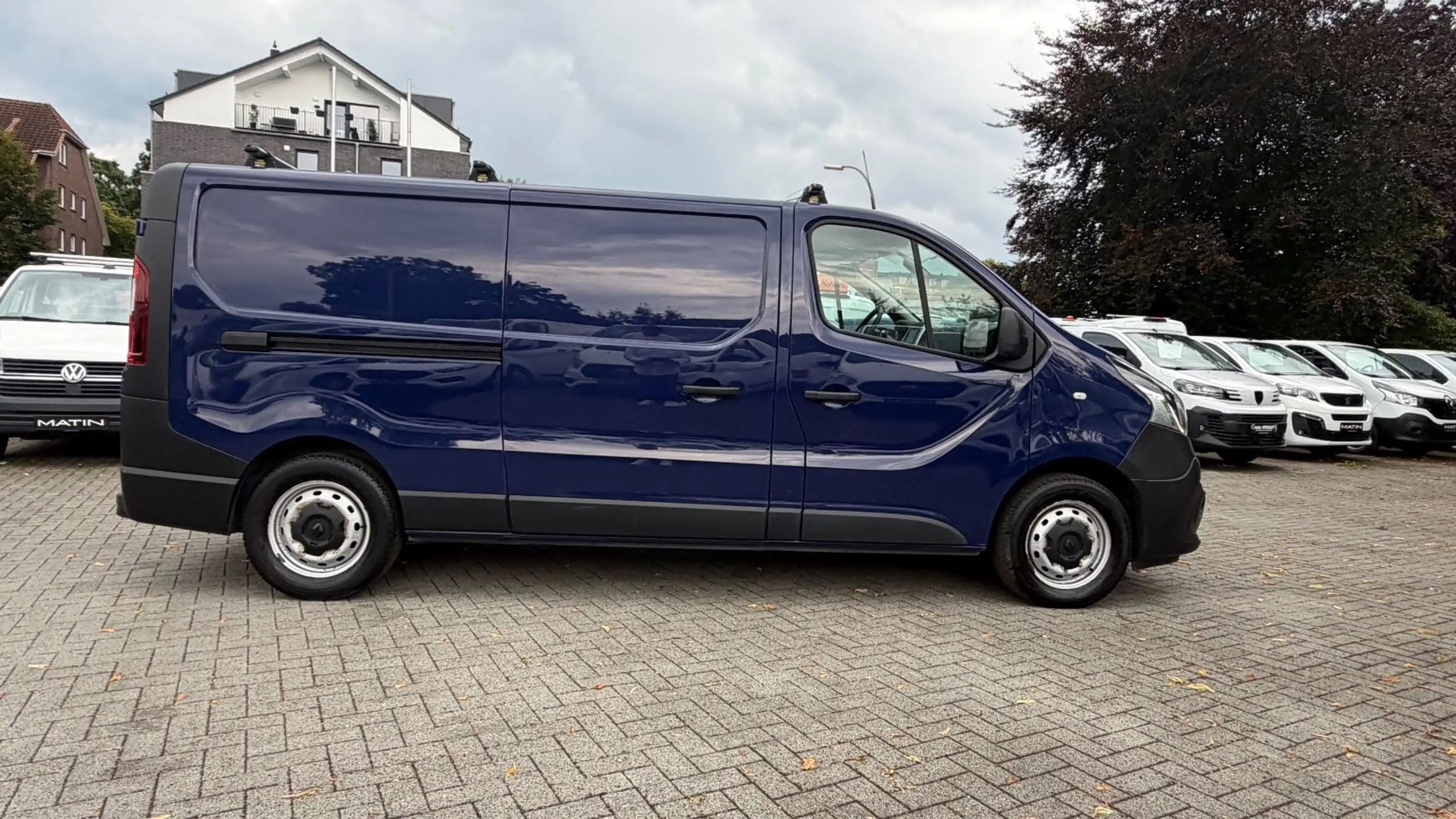 Renault Trafic TRAFIC L2H1 2.0D KOMFORT NAVI/KAMERA/REGALE/AHK — photo 4