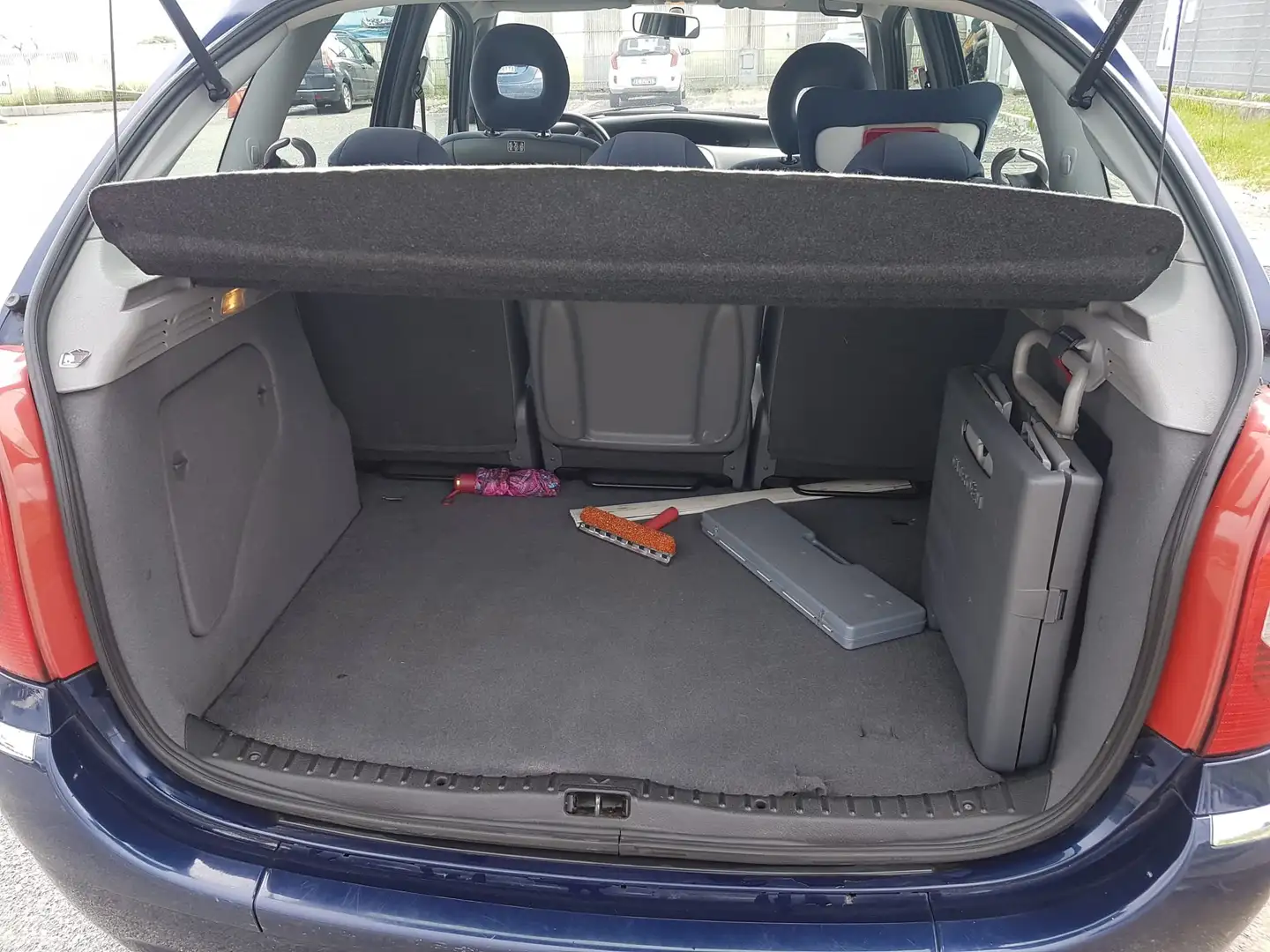 Citroen Xsara Picasso 1.6 Chrono Kék - 2