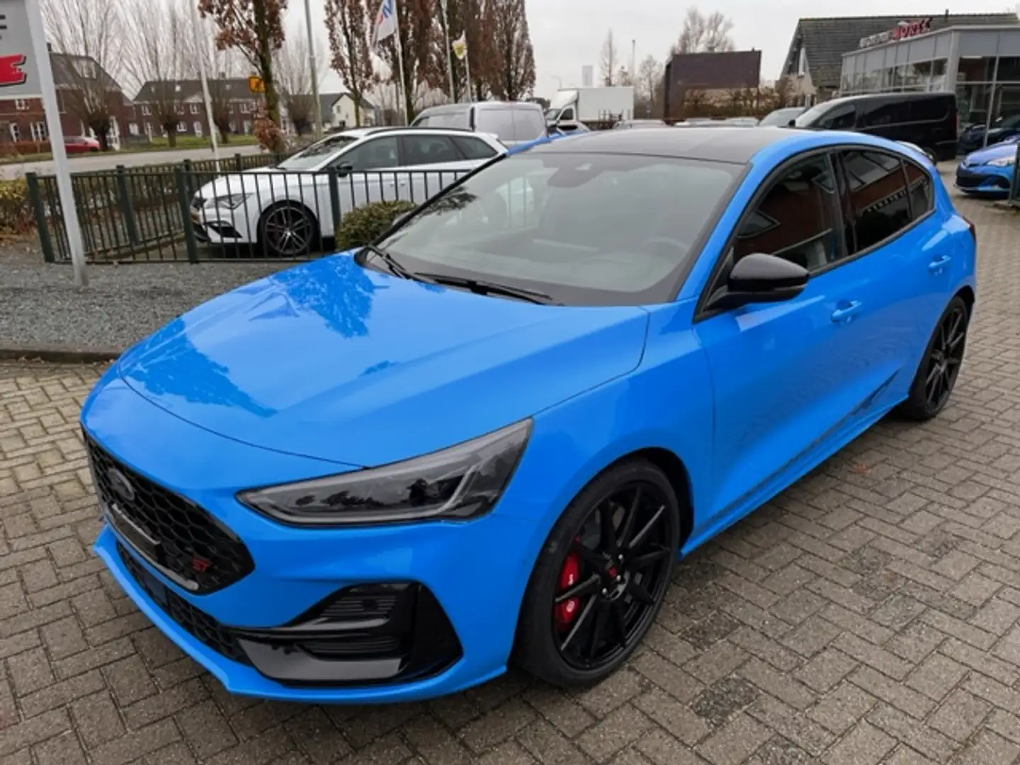Ford Focus 2.3 EcoBoost ST-X EDITION LIM. 2.3 ECOBOOST SPEC. Blau - 1