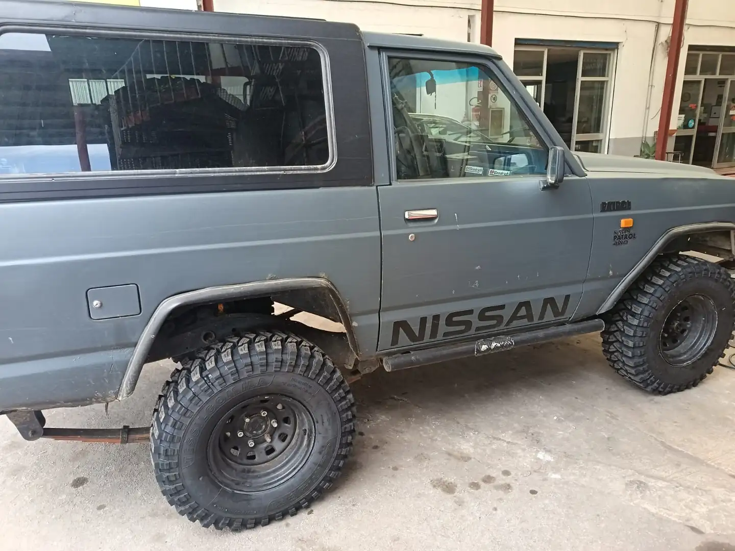 Nissan Patrol Nissan Patrol  3.3 turbo TR autocarro - 1