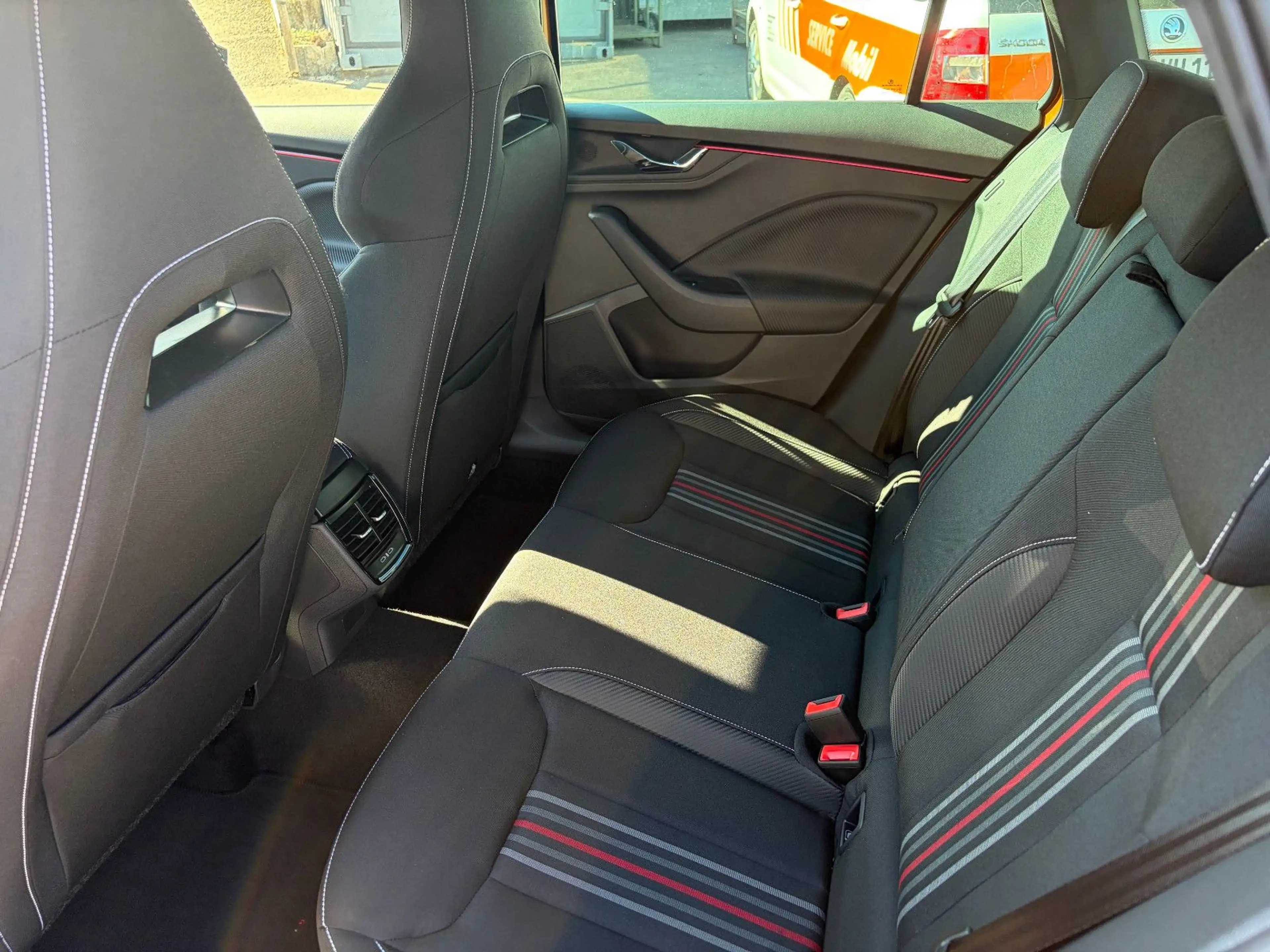 Skoda Kamiq Monte Carlo — photo 12