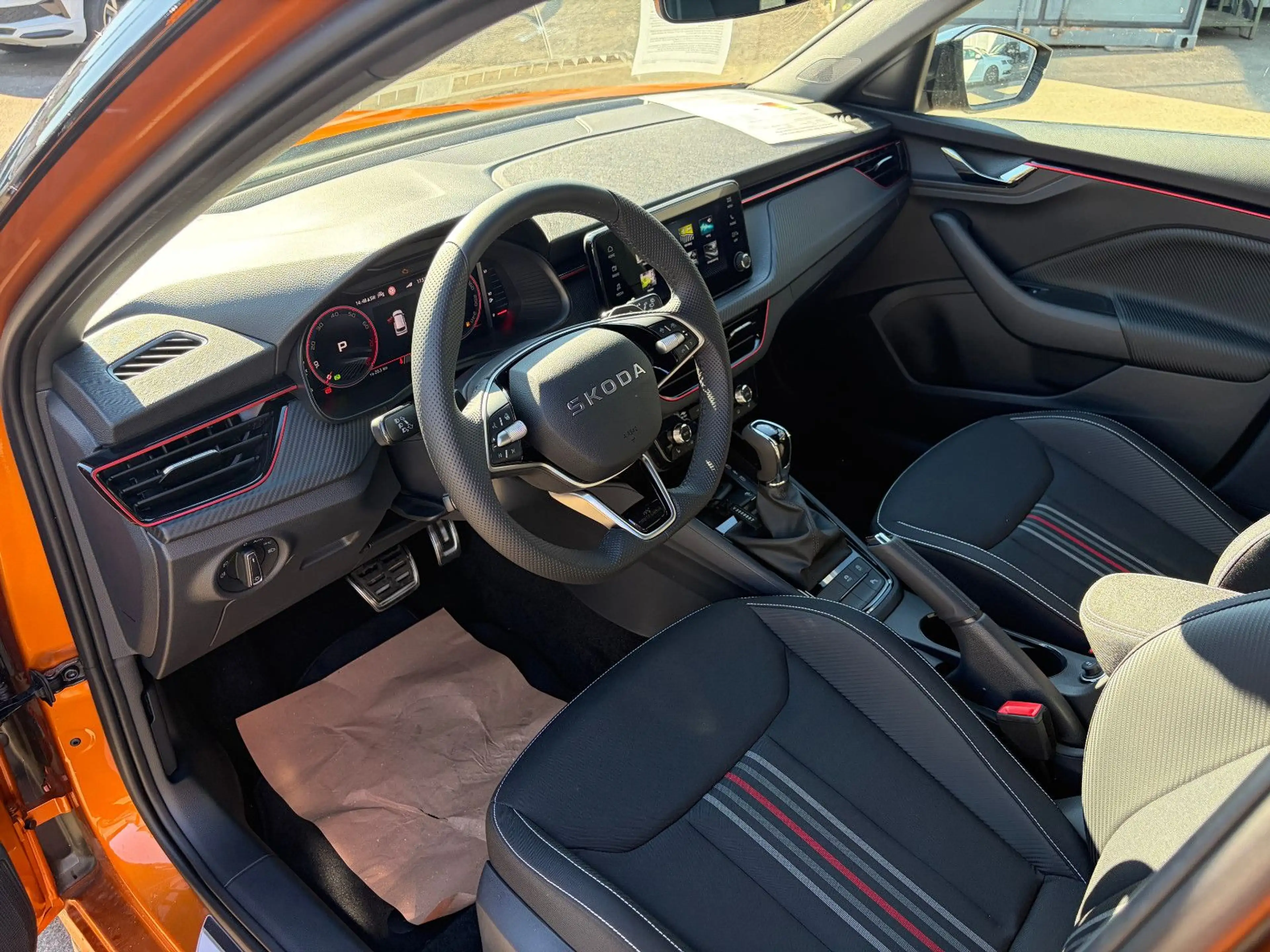 Skoda Kamiq Monte Carlo — photo 9