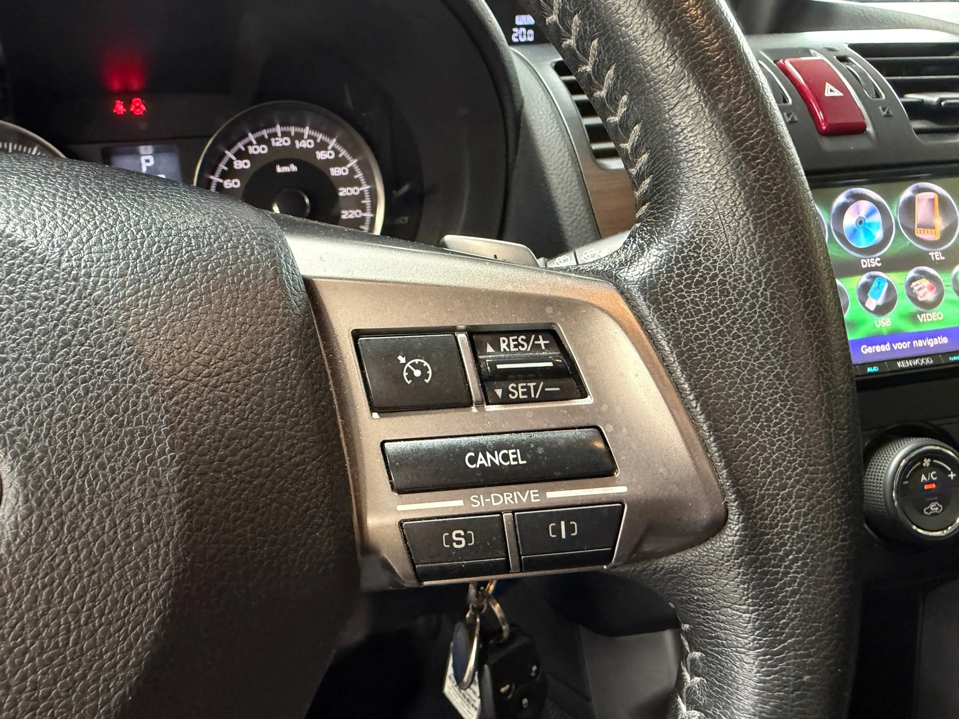 Subaru Forester 2.0 Luxury | Automaat | Trekhaak | Stoelverwarming — photo 20