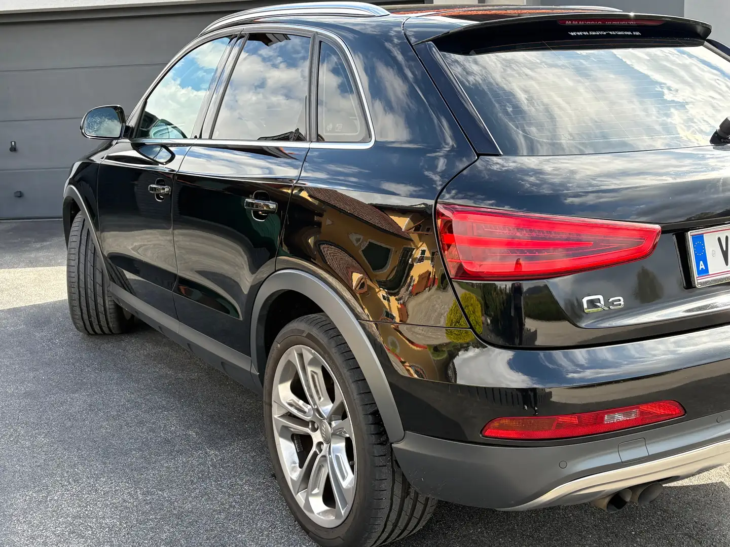 Audi Q3 Q3 2,0 TDI quattro DPF Schwarz - 1