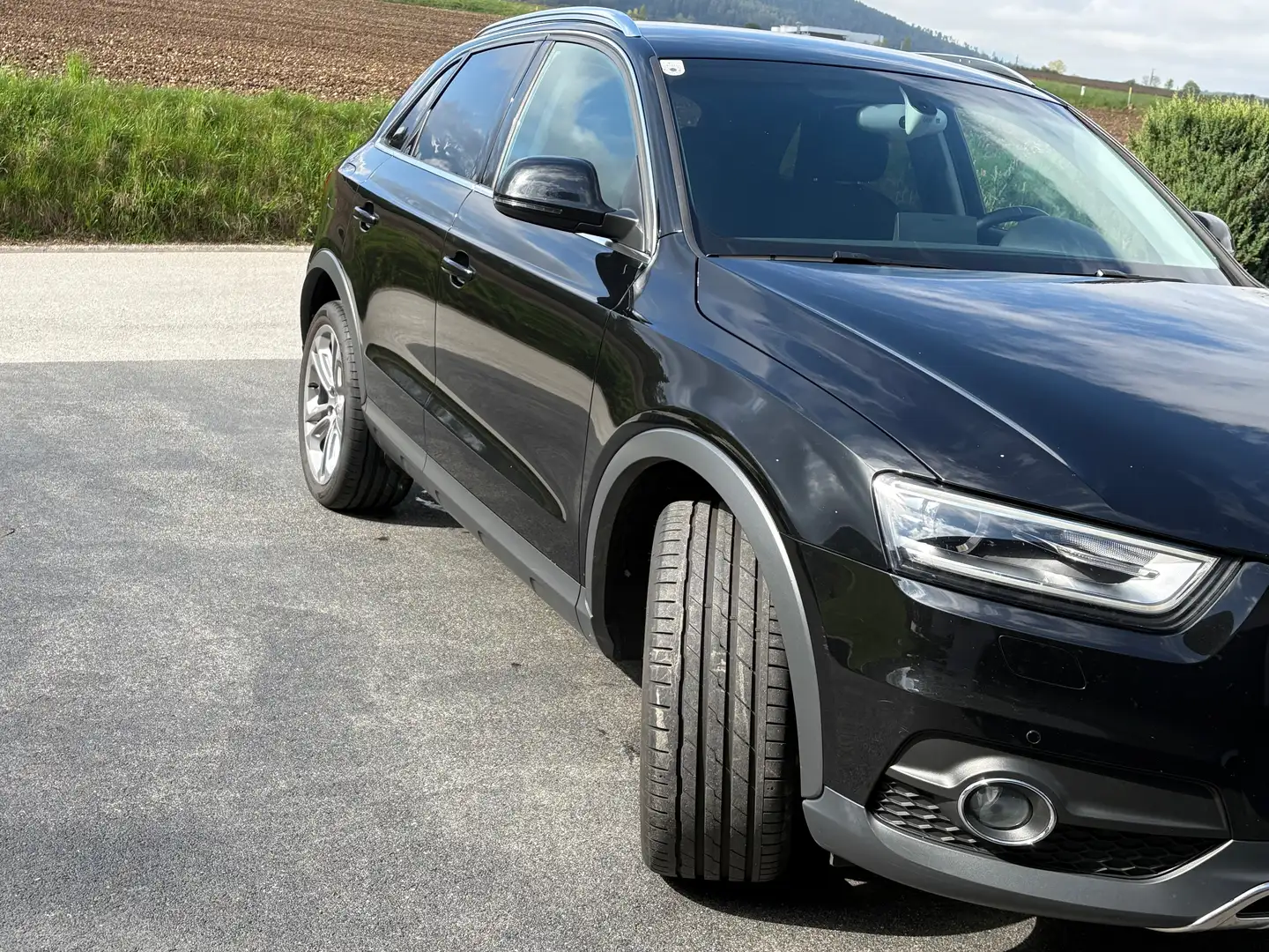 Audi Q3 Q3 2,0 TDI quattro DPF Schwarz - 2