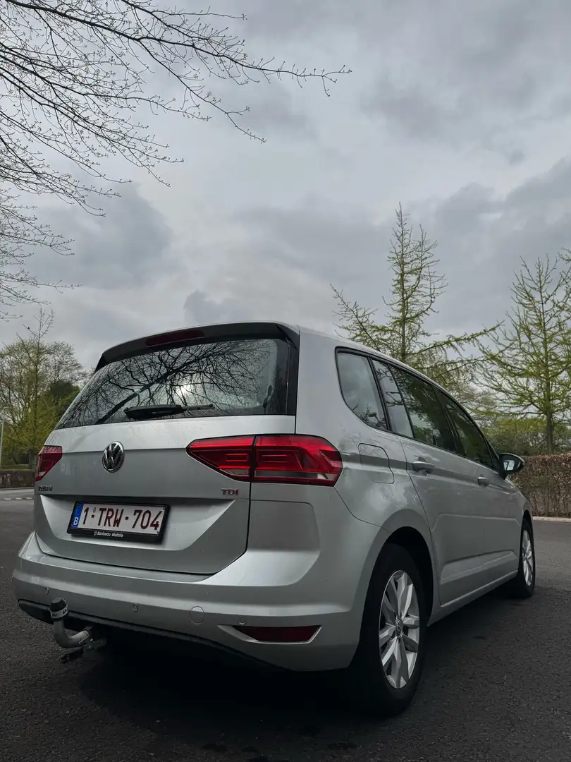 Volkswagen Touran 1.6 Diesel euro 6B Gris - 2