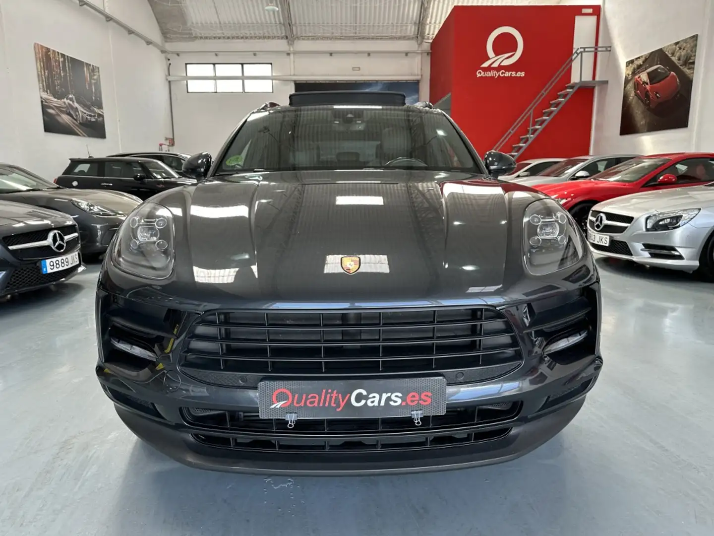 Porsche Macan Aut. Grau - 2