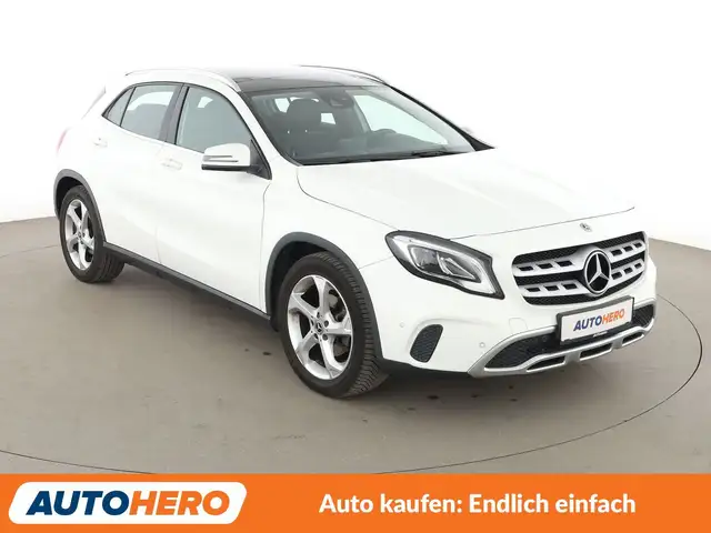Mercedes-Benz Gla view 8