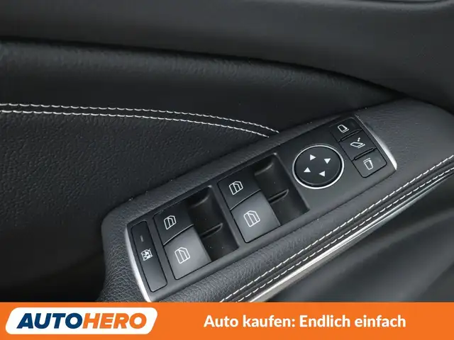 Mercedes-Benz Gla view 24
