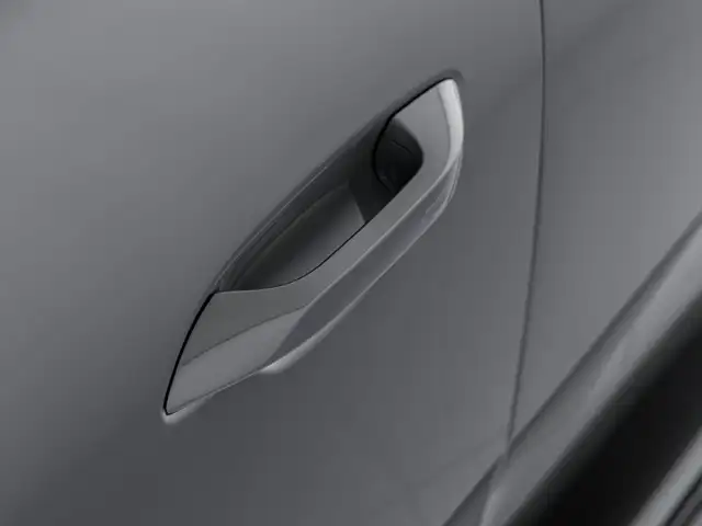 Porsche Macan view 5