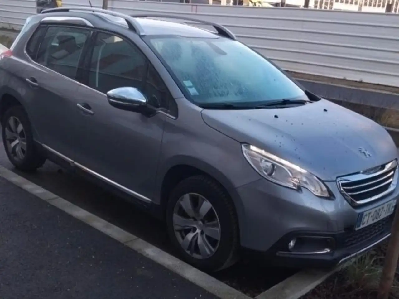 Peugeot 2008 1.6 e-HDi 92ch FAP BVM5 Allure