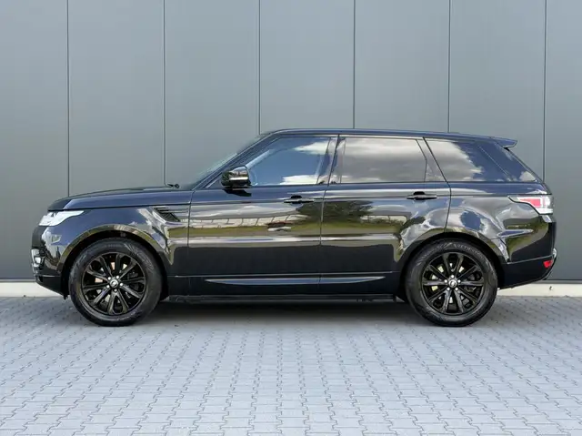 Land Rover Range Rover Sport view 9