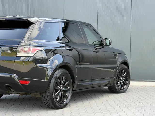 Land Rover Range Rover Sport view 5