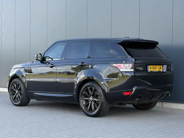 Land Rover Range Rover Sport view 10