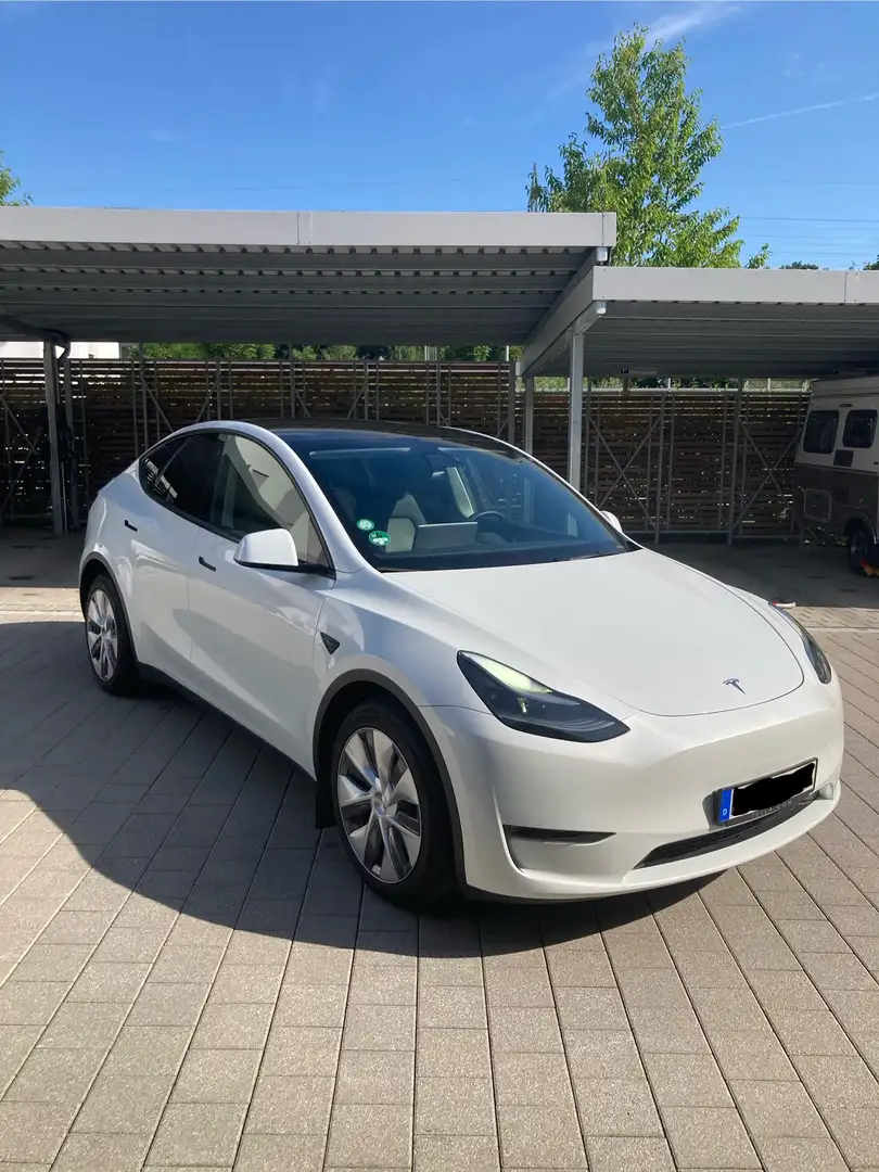 Tesla Model Y Long Range Dual Motor AWD Weiß - 1