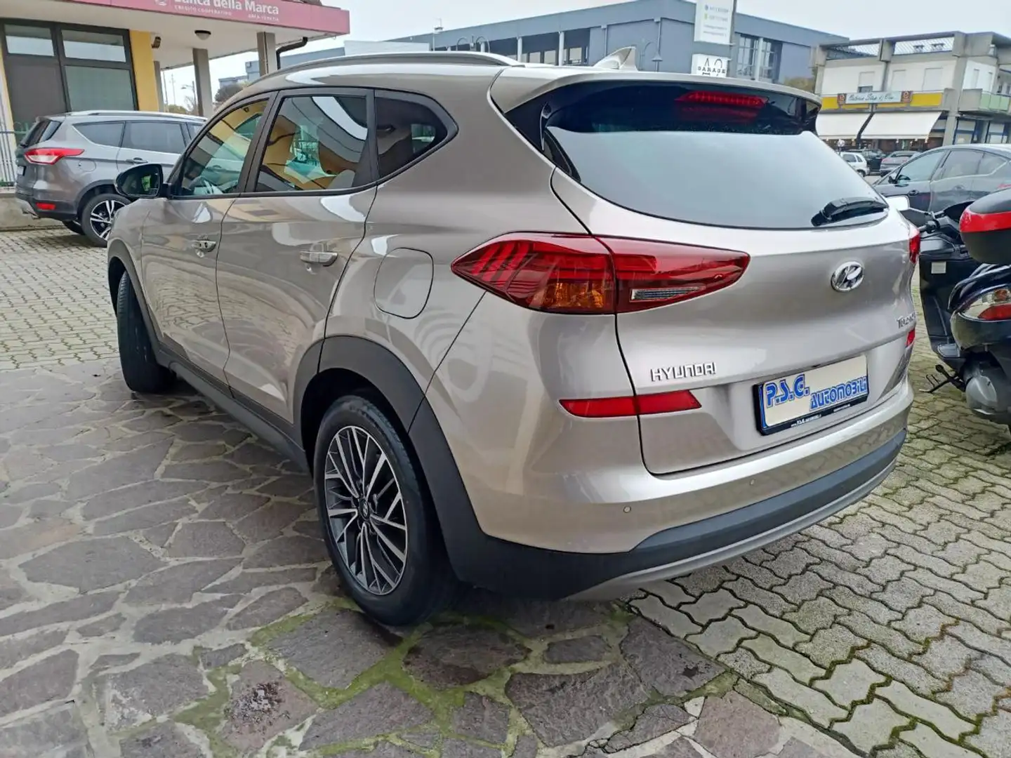 Hyundai TUCSON 1.6 CRDi 136CV DCT XPrime Bronze - 2
