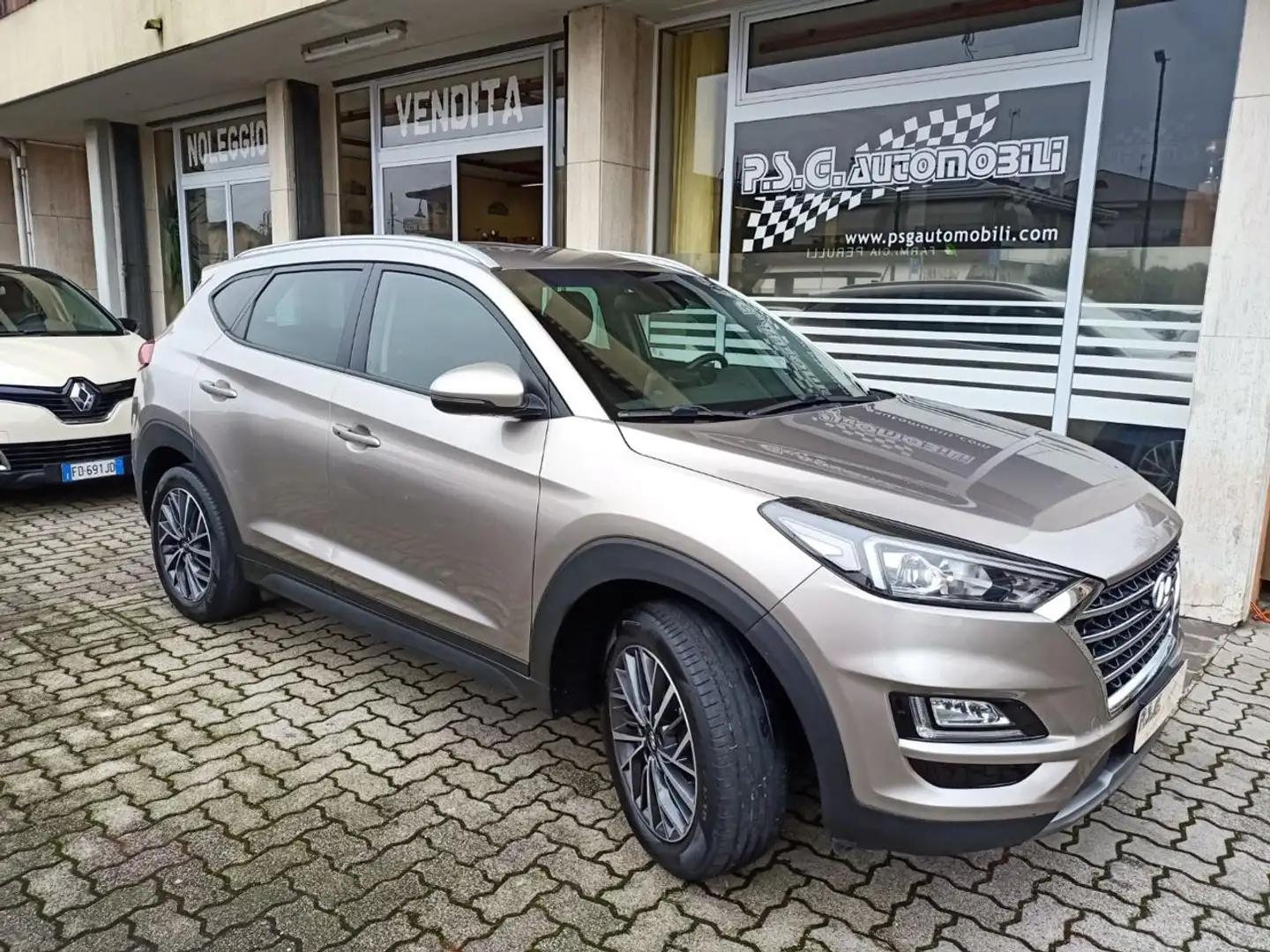 Hyundai TUCSON 1.6 CRDi 136CV DCT XPrime Bronze - 1