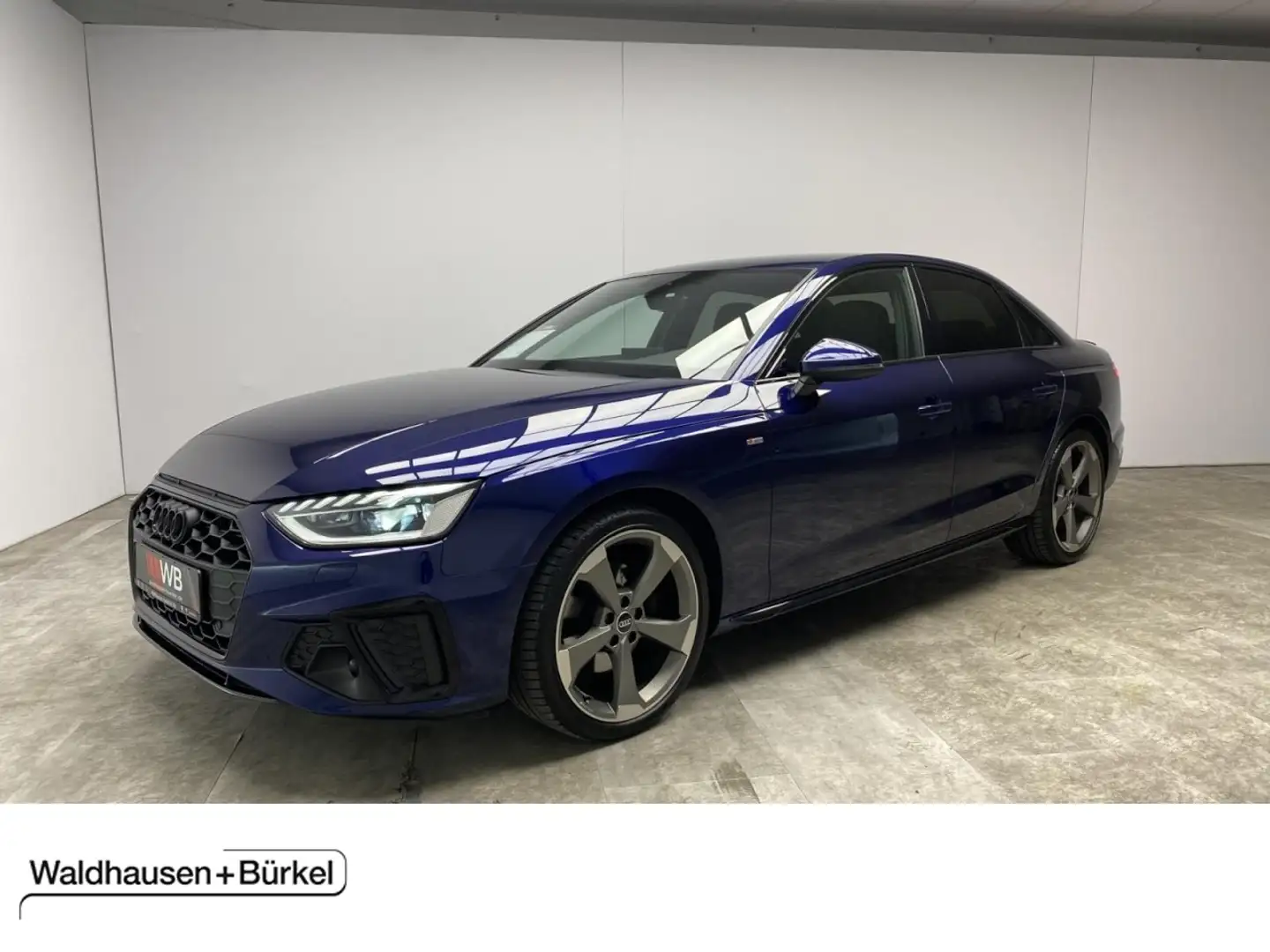 Audi A4 Limousine 35 TFSI S-tronic S line Klima Navi Blauw - 1