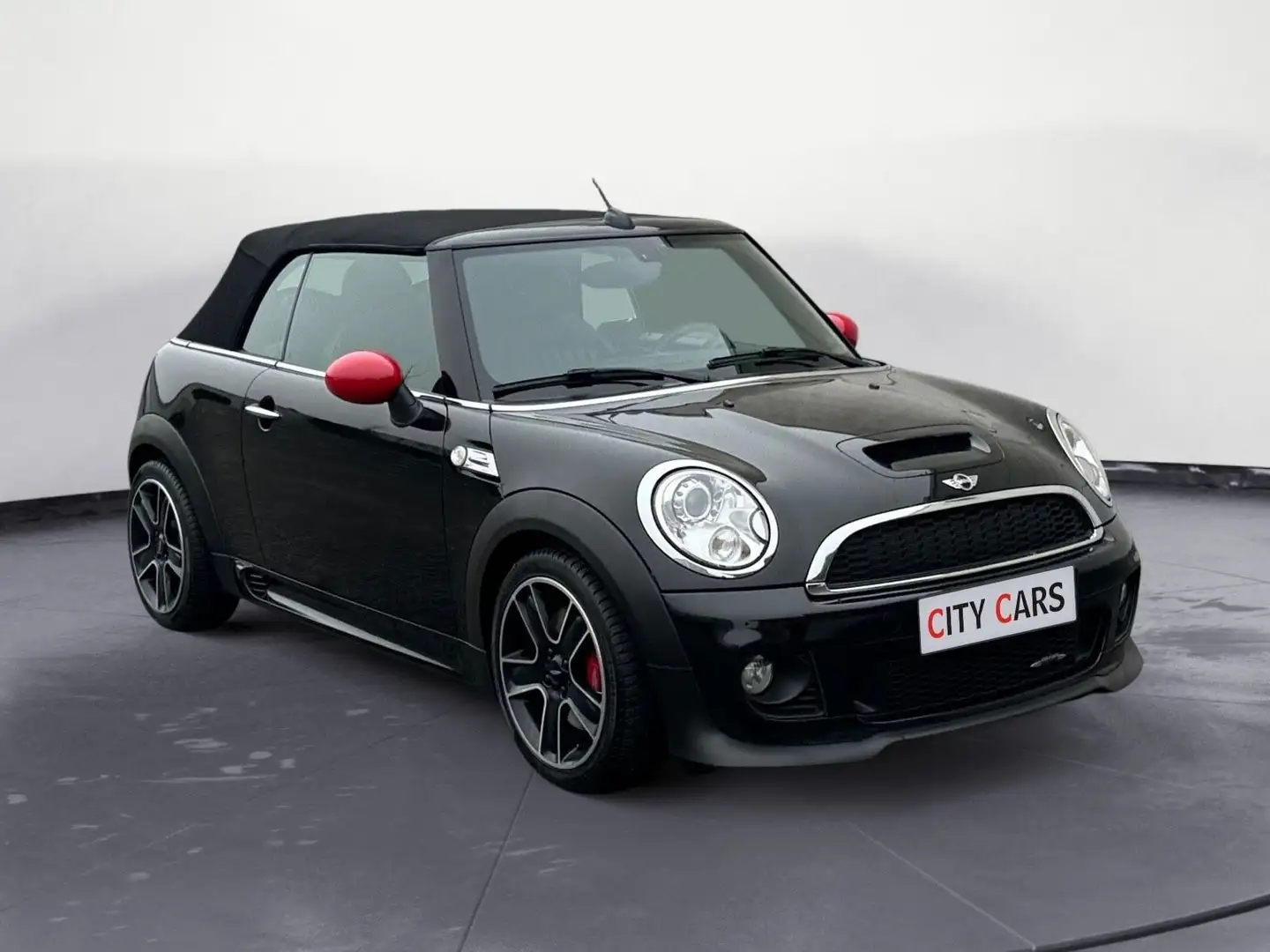 MINI John Cooper Works Cabrio John Cooper Works Black - 2