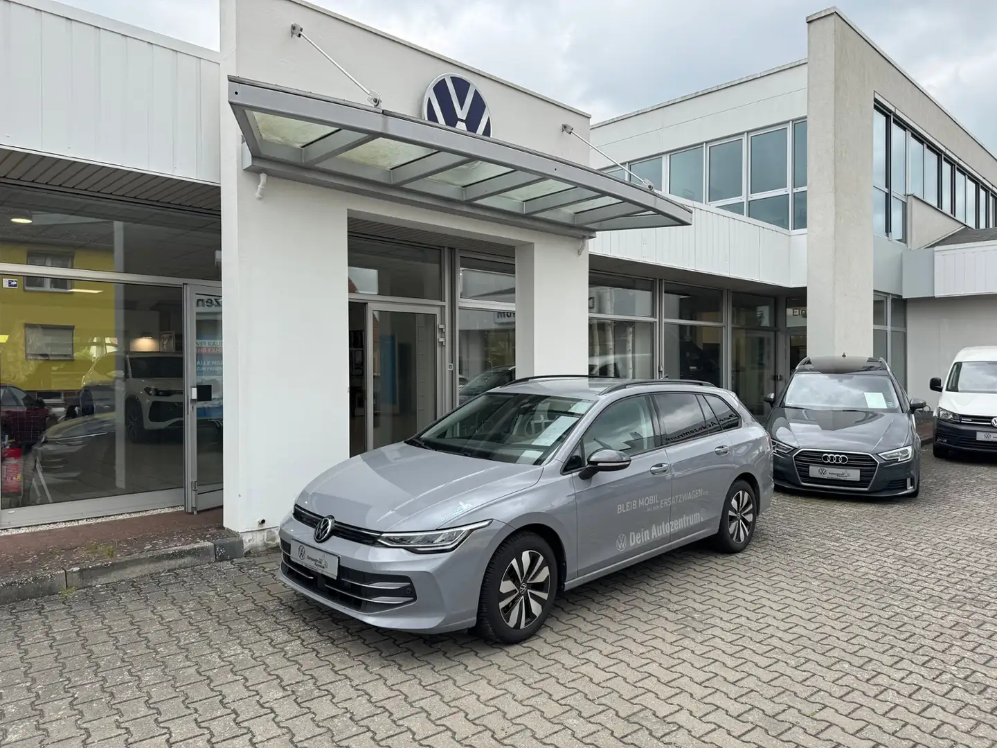 Volkswagen Golf Variant 8 DB Variant GOAL 2.0 TDI Grau - 2