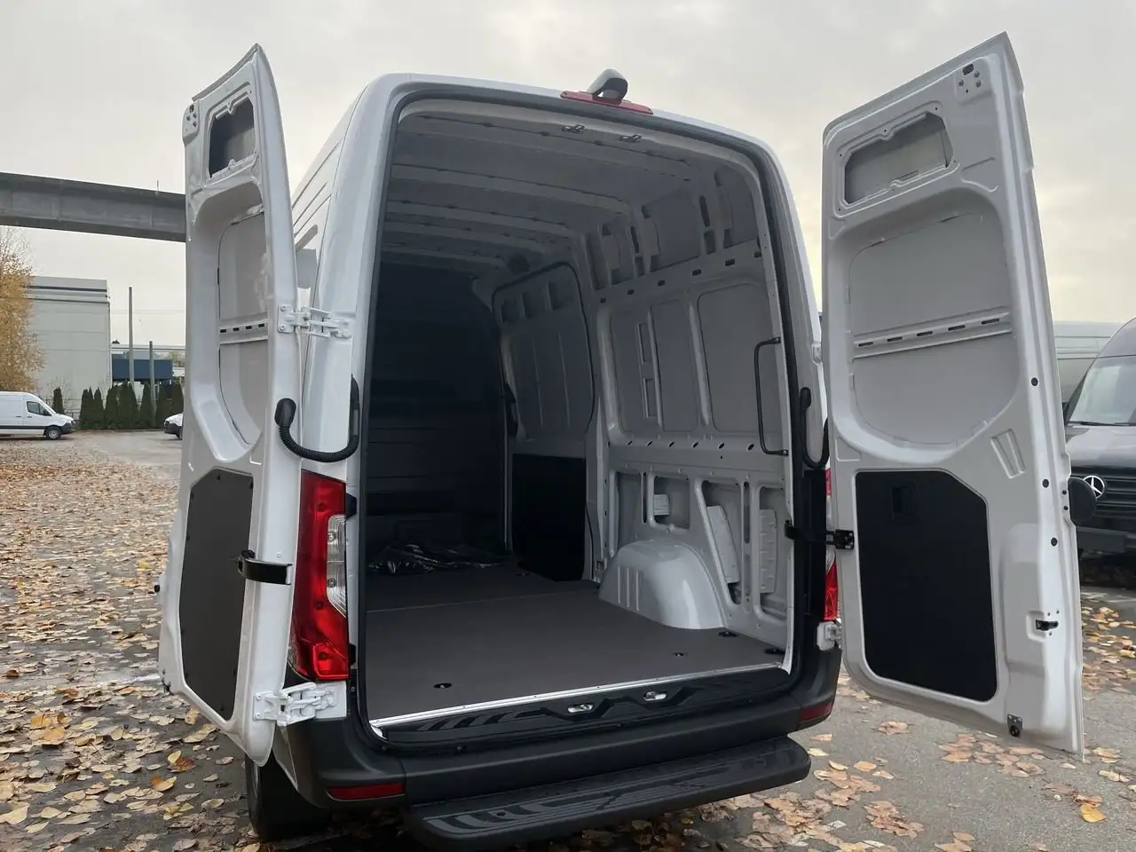 Mercedes-Benz Sprinter снимка Mercedes-Benz Sprinter
