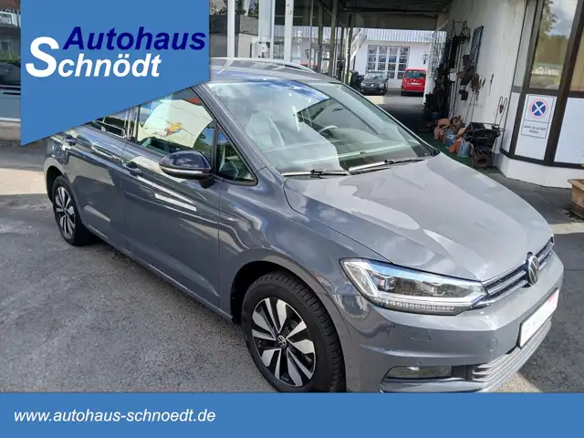 Volkswagen Touran 1.5 TSI ACT Goal Navi LED Klima