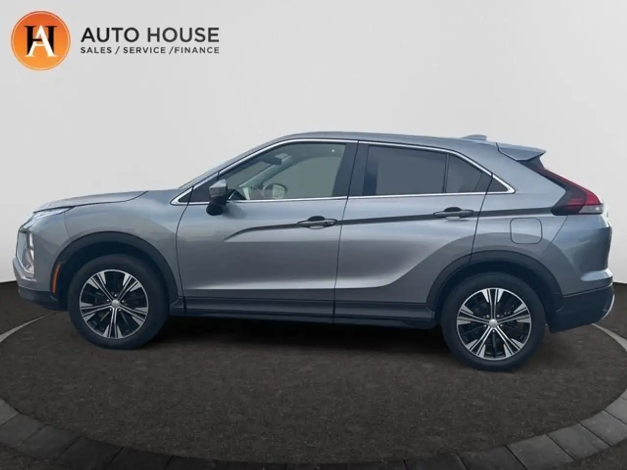 Mitsubishi Eclipse Cross снимка Mitsubishi Eclipse Cross