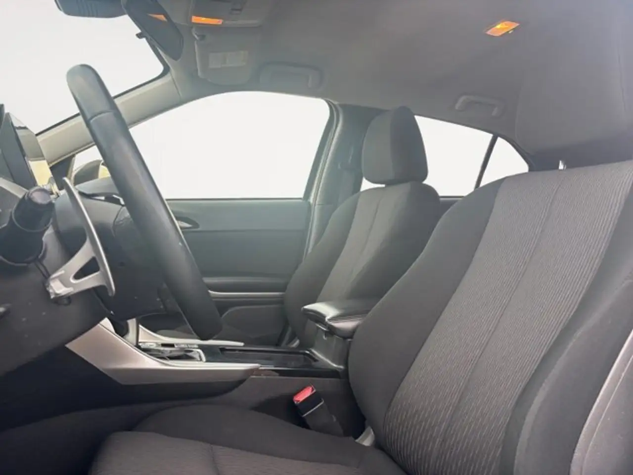 Mitsubishi Eclipse Cross снимка Mitsubishi Eclipse Cross