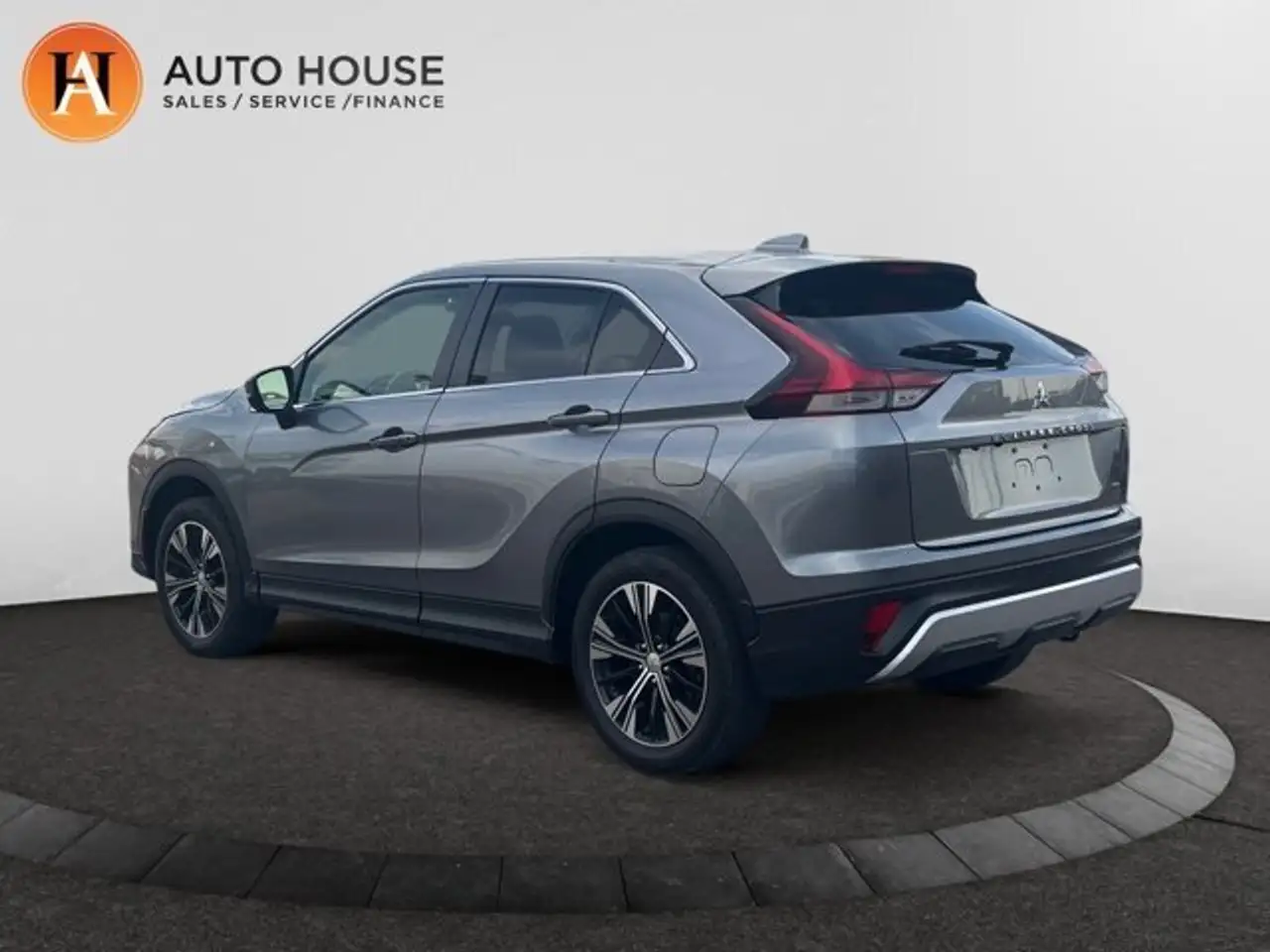 Mitsubishi Eclipse Cross снимка Mitsubishi Eclipse Cross