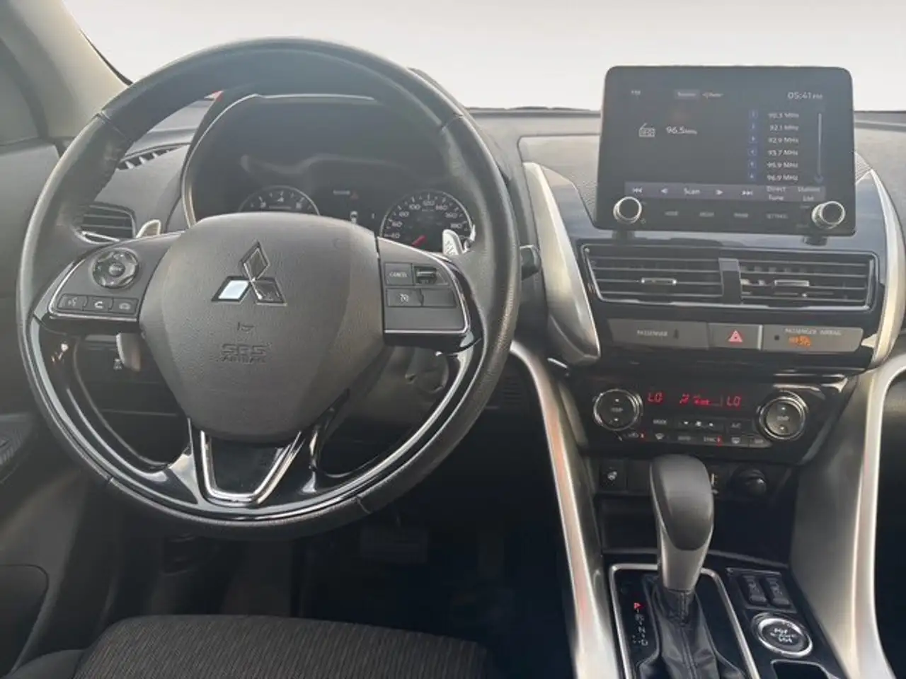 Mitsubishi Eclipse Cross снимка Mitsubishi Eclipse Cross
