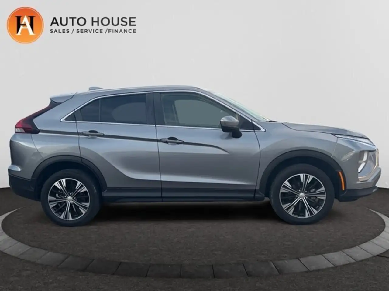Mitsubishi Eclipse Cross снимка Mitsubishi Eclipse Cross
