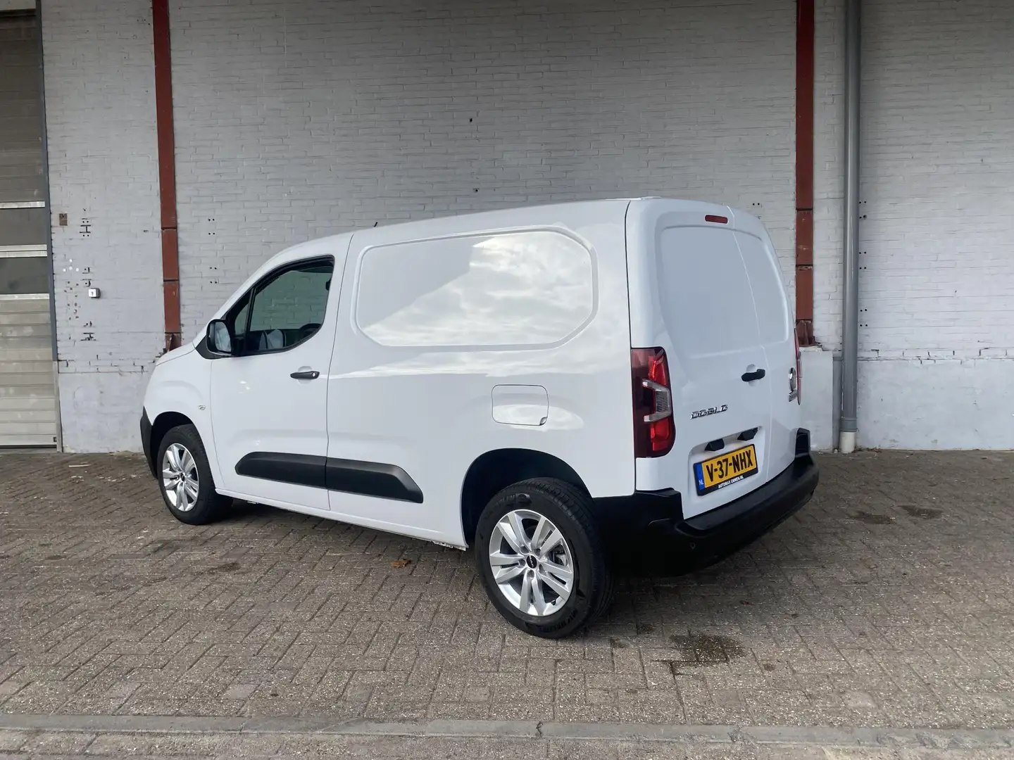 Fiat Doblo 1.5D 100pk L1 1000kg |Lease V.A. 199P/M| 3 pers!| - 2