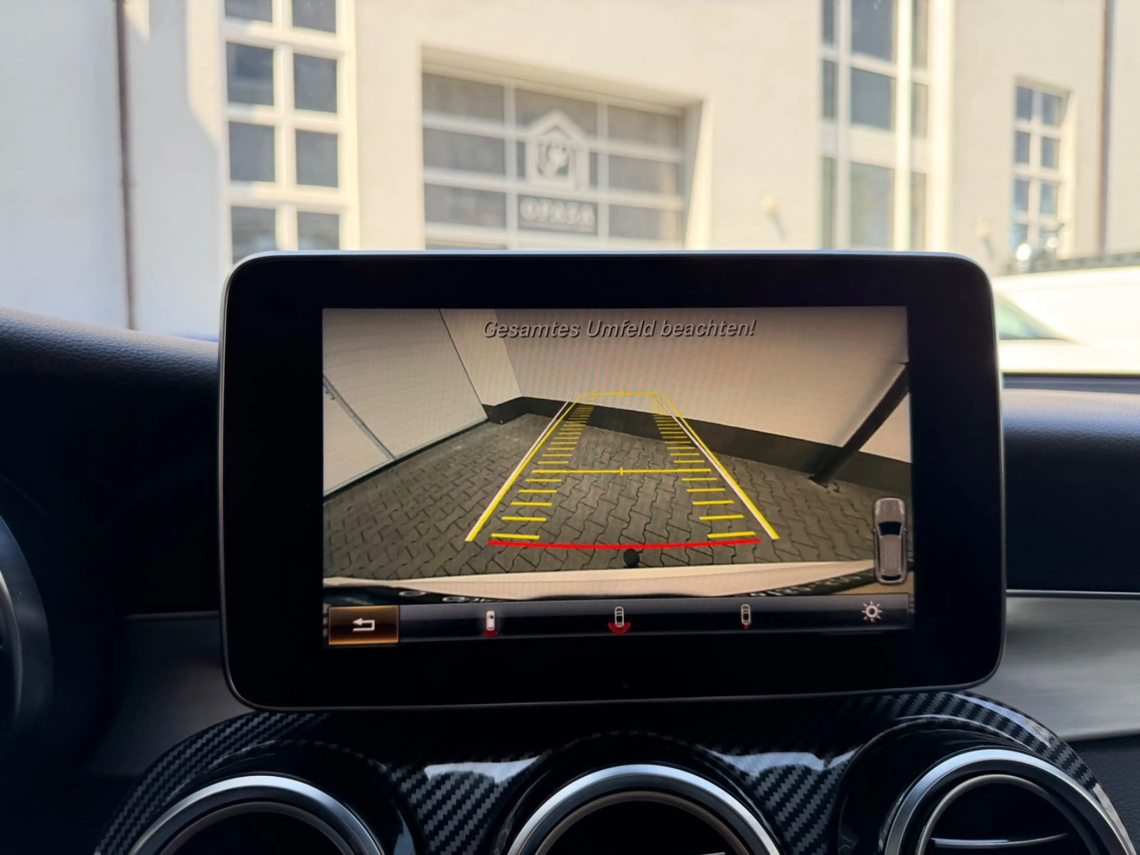 Mercedes-Benz GLC 350 V6 4Matic 9G *AMG*DESIGNO*PANO*AHK*KAME* — photo 9