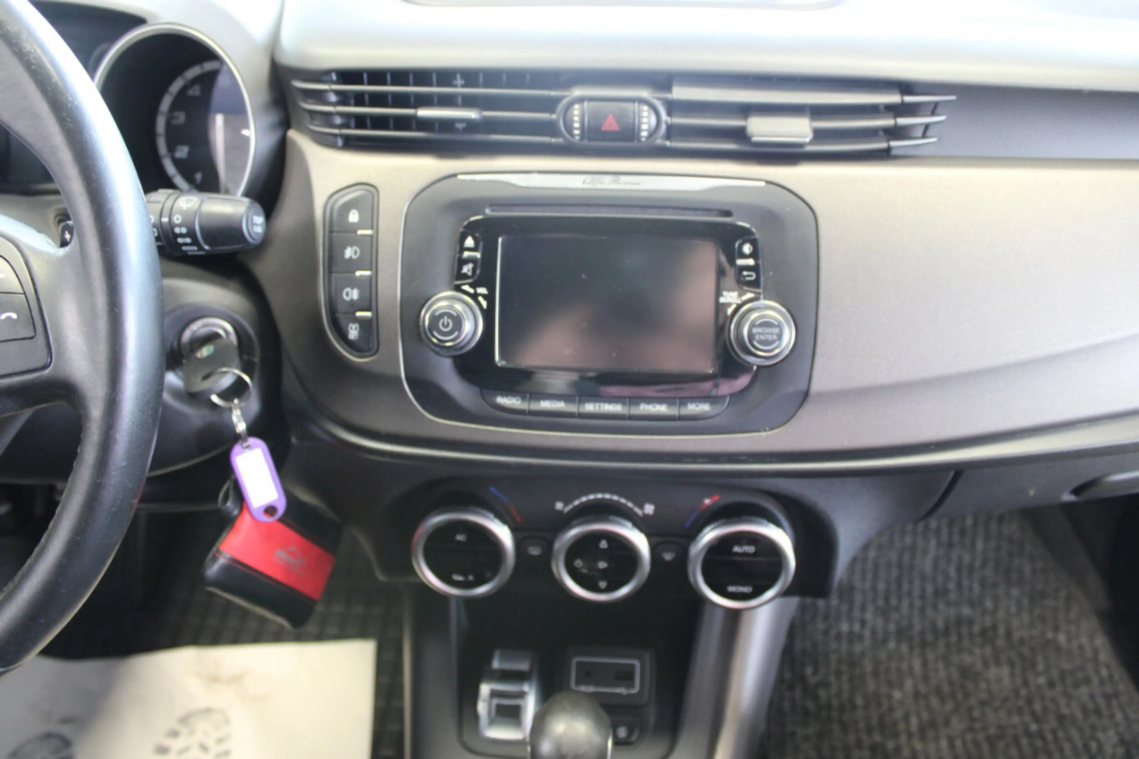 Alfa Romeo Giulietta 1.4 TB 16V Multair TCT Turismo — photo 10