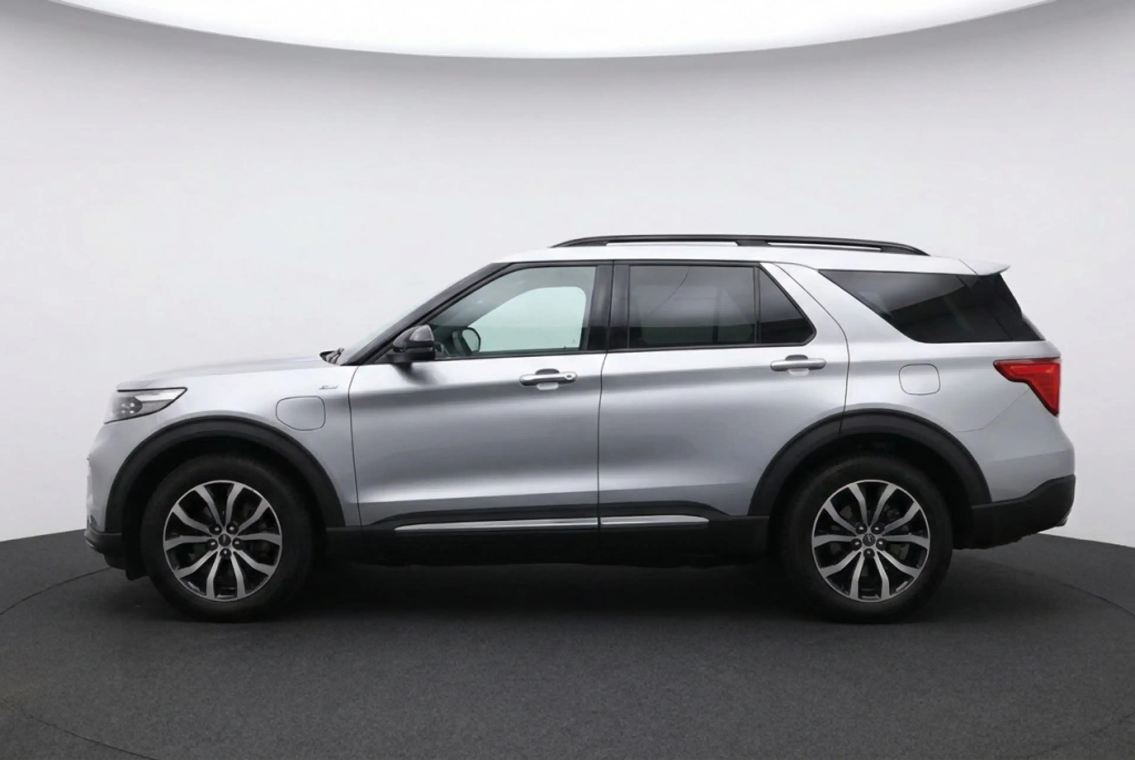 Ford Explorer ST-Line Plug-in-Hybrid 4x4 7p l Pano l Leder l VOL — photo 2