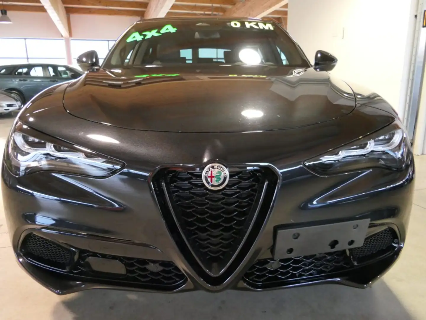 Alfa Romeo Stelvio 2.2 Turbodiesel 210 CV AT8 Q4 Intensa Nero - 2