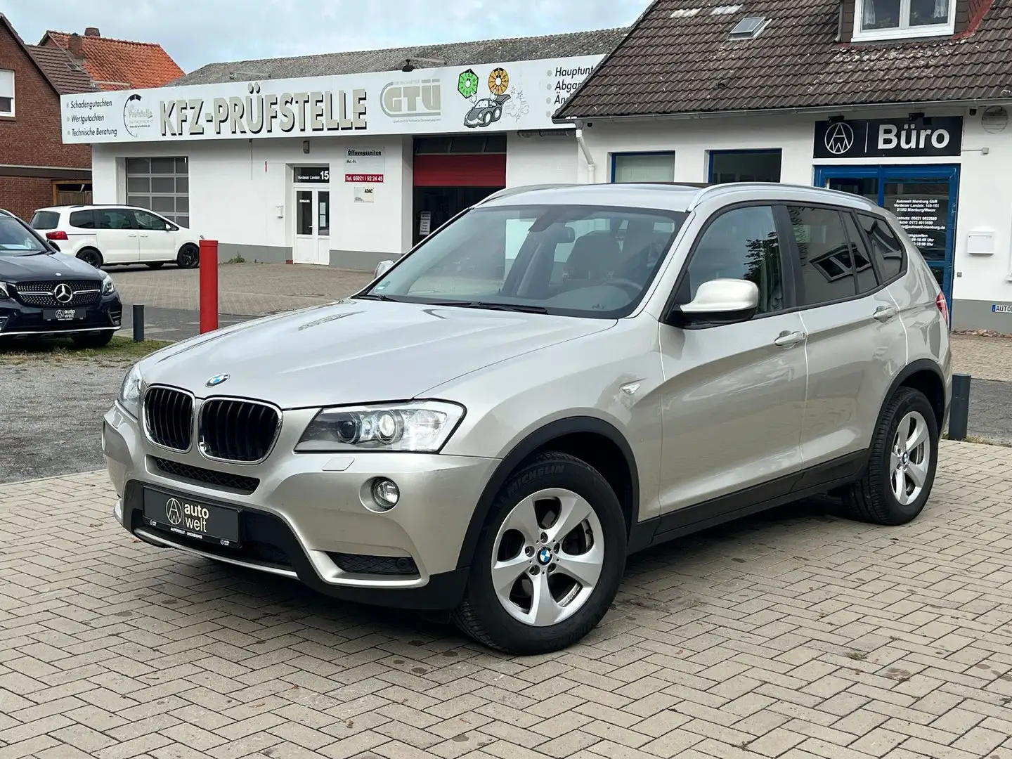 BMW X3 xDrive 20d, Aut., Pano, Leder, NEUWERTIG Argent - 1