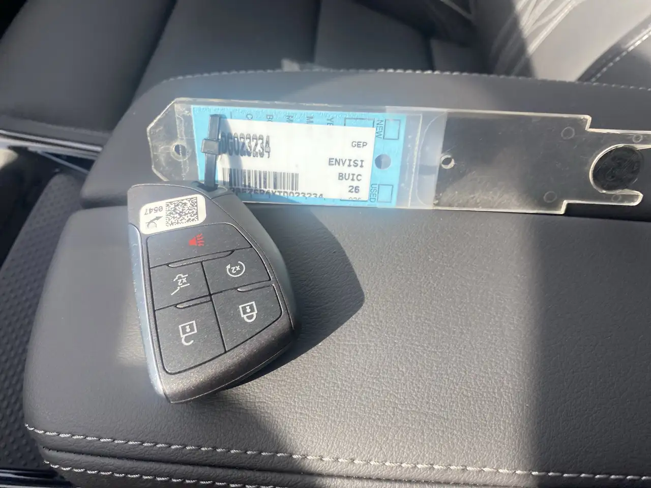 Buick Envision снимка Buick Envision
