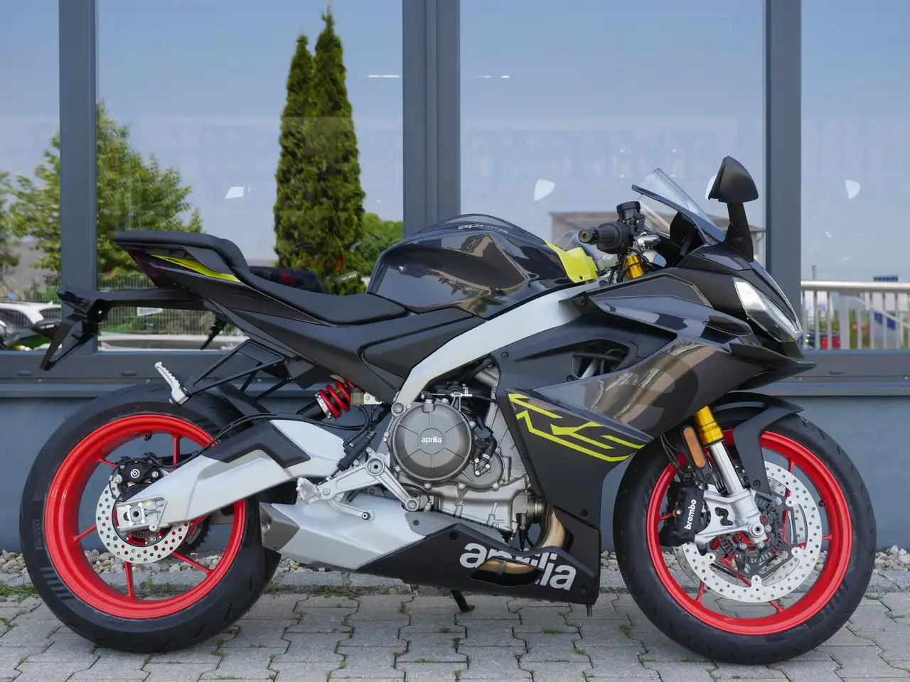 Aprilia RS 660