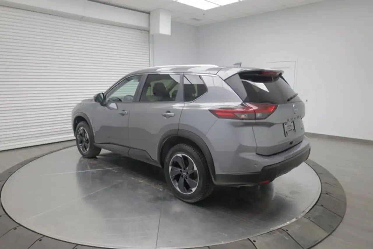 Nissan Rogue fotografie Nissan Rogue