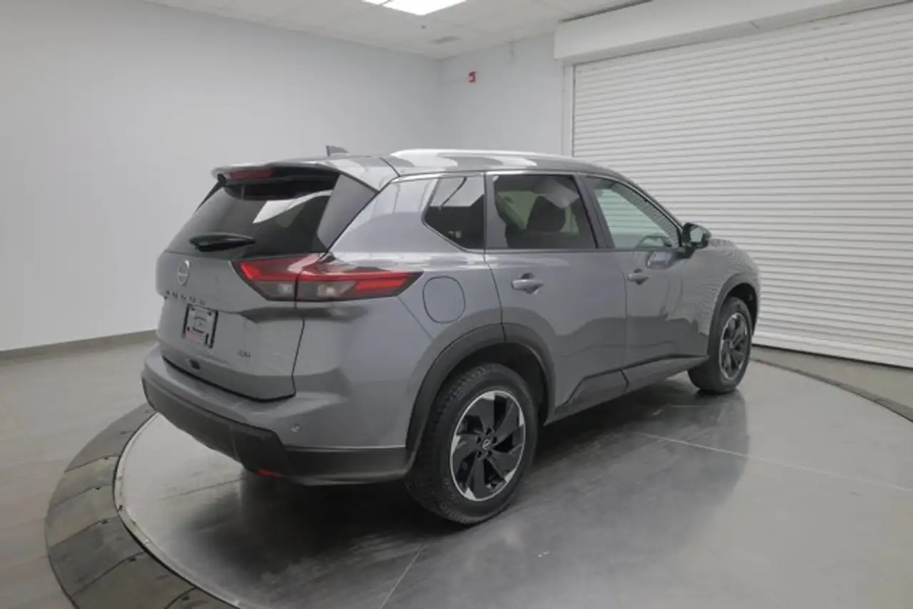 Nissan Rogue fotografie Nissan Rogue