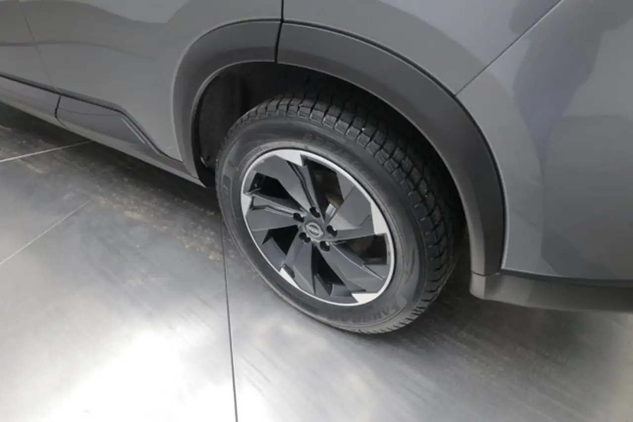 Nissan Rogue fotografie Nissan Rogue