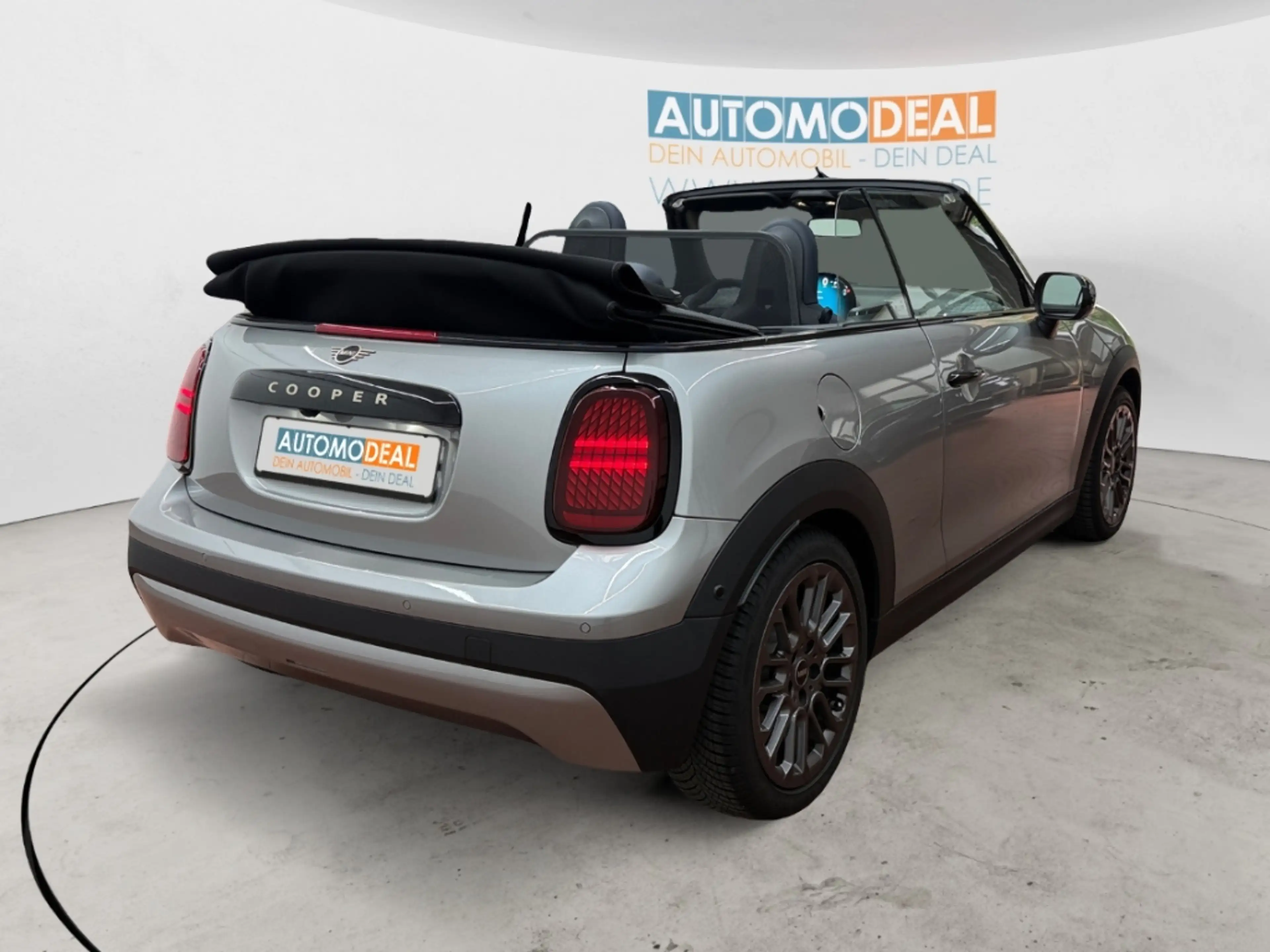 MINI Cooper Cabrio Favoured Trim C AUTOMATIK ALLWETTER NAV LED KAMERA — photo 5